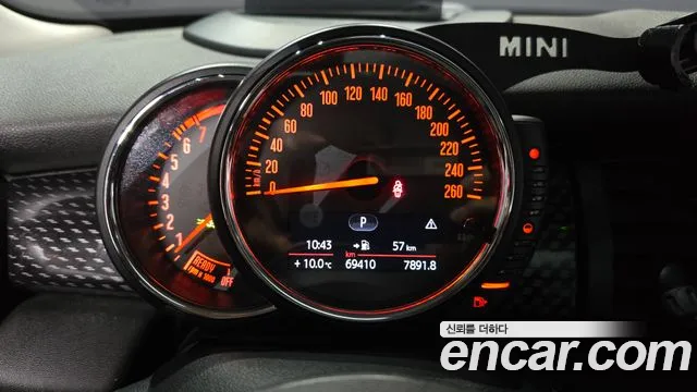 Mini Cooper 2015 — фото 10
