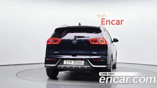 Kia Niro 2018 — фото 3