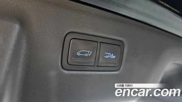 Hyundai Staria 2022 — фото 20