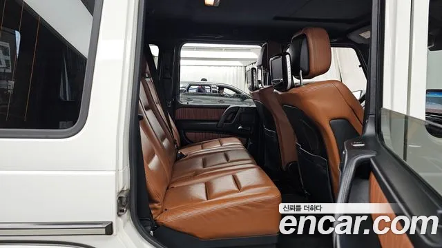Mercedes-Benz G-Class 2017 — фото 12