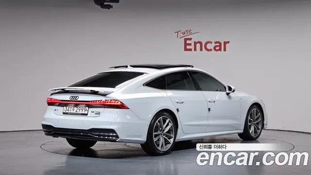 Audi A7 2020 — фото 1