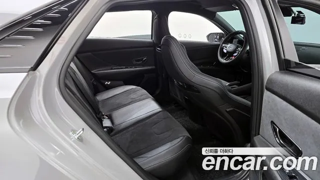 Hyundai AVANTE 2022 — фото 17
