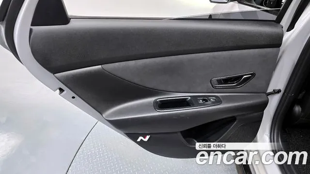 Hyundai AVANTE 2022 — фото 15