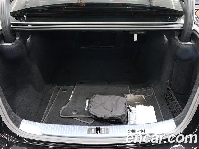Mercedes-Benz S-Class 2023 — фото 15