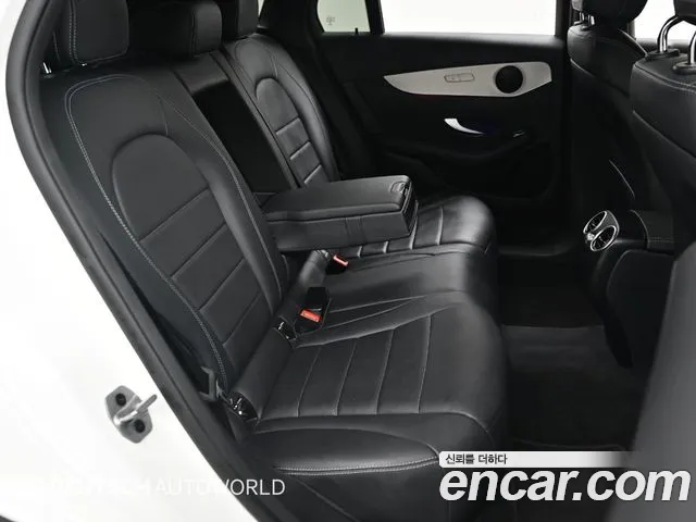 Mercedes-Benz GLC-Class 2022 — фото 12