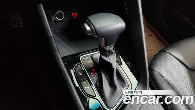 Kia Niro 2020 — фото 11