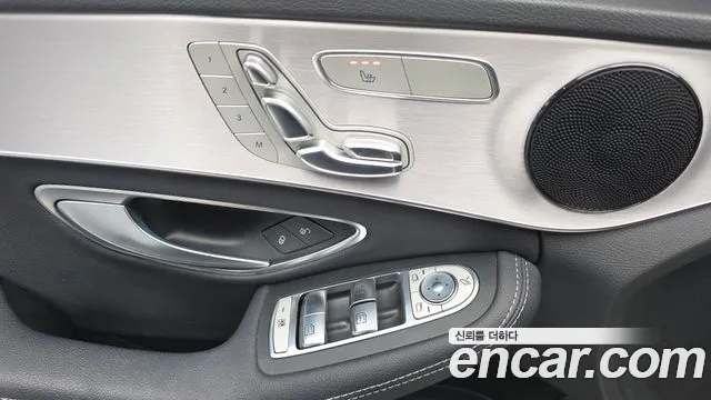 Mercedes-Benz C-Class 2018 — фото 14