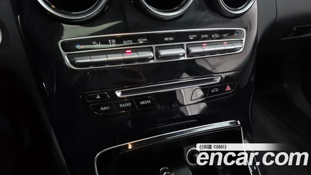 Mercedes-Benz C-Class 2018 — фото 18