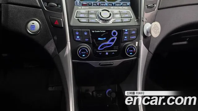 Hyundai Sonata 2013 — фото 16
