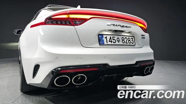 Kia Stinger 2020 — фото 15