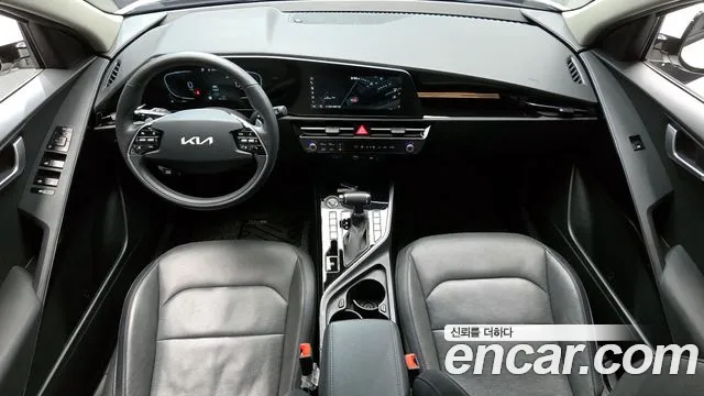 Kia Niro 2022 — фото 7