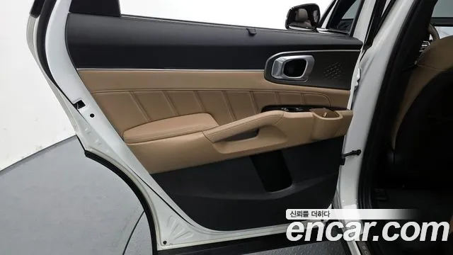Kia Sorento 2024 — фото 15