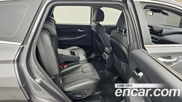 Hyundai Santafe 2021 — фото 12