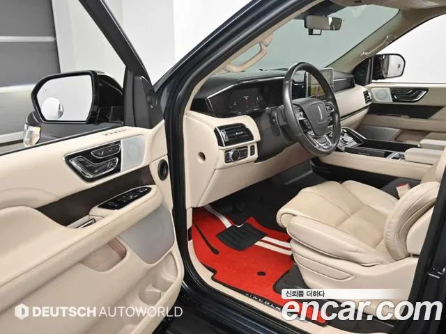 Lincoln Navigator 2021 — фото 10