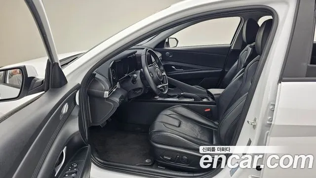 Hyundai AVANTE 2023 — фото 10