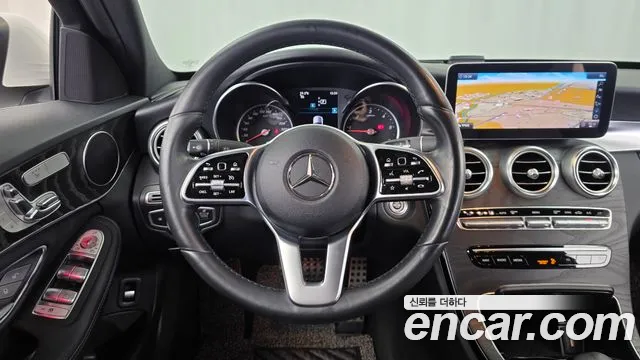 Mercedes-Benz C-Class 2019 — фото 19