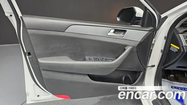 Hyundai Sonata 2017 — фото 14