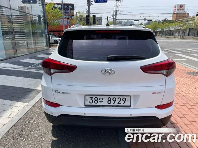 Hyundai Tucson 2016 — фото 6