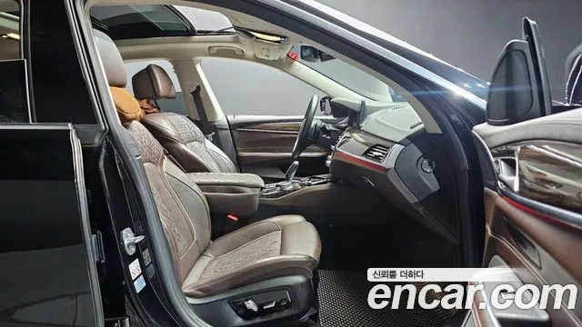BMW Gran Turismo 2019 — фото 16