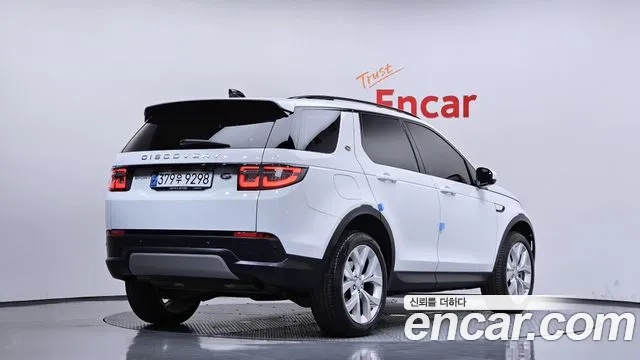 Land Rover Discovery Sport 2022 — фото 2