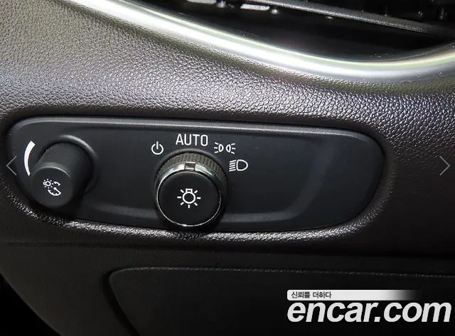 ChevroletGMDaewoo Malibu 2017 — фото 14