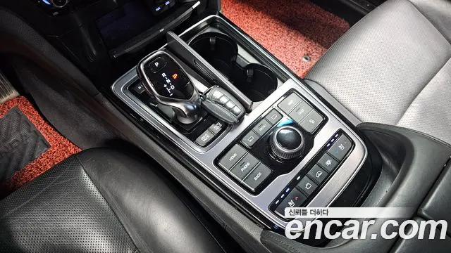 Hyundai Equus 2014 — фото 9