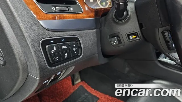 Hyundai Equus 2014 — фото 14