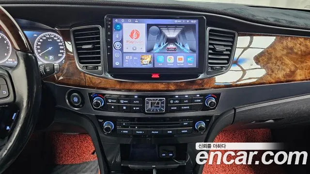 Hyundai Equus 2014 — фото 16