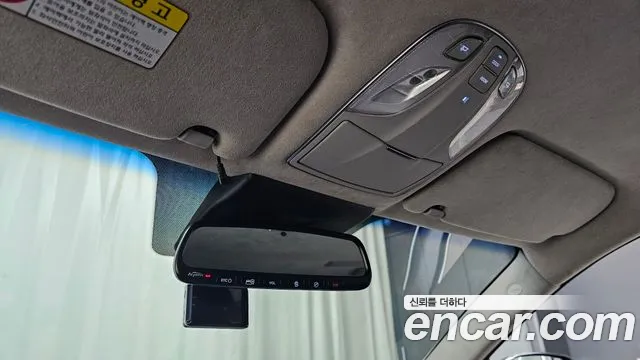 Hyundai Equus 2014 — фото 18