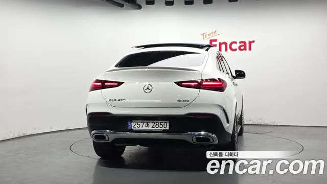 Mercedes-Benz GLE-Class 2024 — фото 4