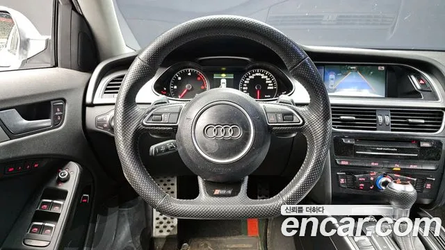Audi A4 2014 — фото 12