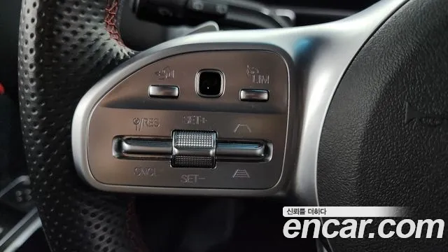 Mercedes-Benz GLB-Class 2020 — фото 15