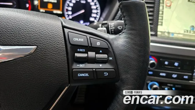 Hyundai Genesis 2014 — фото 16