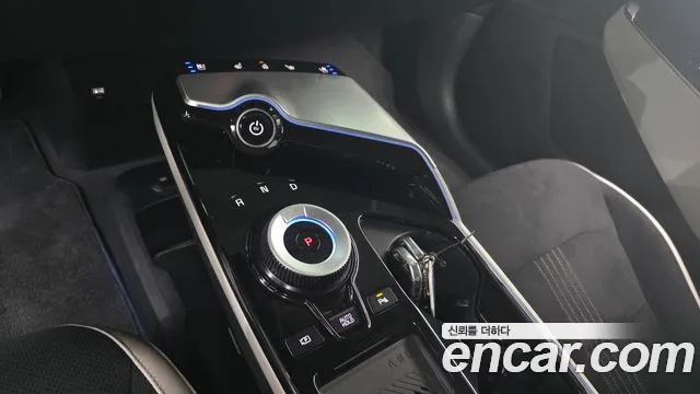 Kia EV6 2022 — фото 9