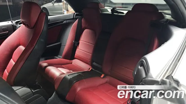 Mercedes-Benz E-Class 2016 — фото 12