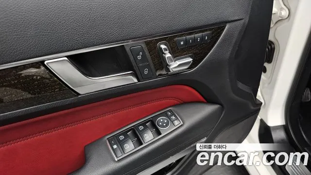 Mercedes-Benz E-Class 2016 — фото 17
