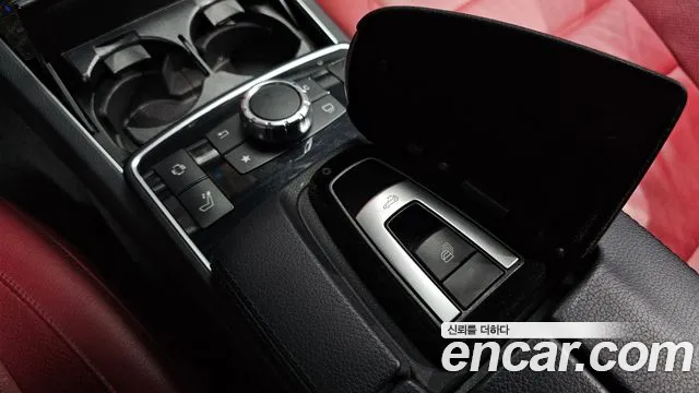 Mercedes-Benz E-Class 2016 — фото 19