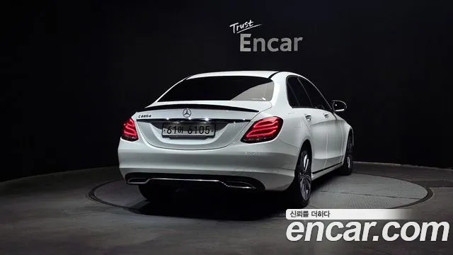 Mercedes-Benz C-Class 2018 — фото 4