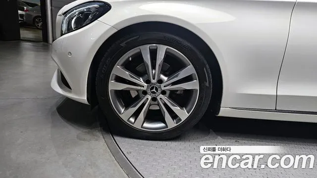 Mercedes-Benz C-Class 2018 — фото 5