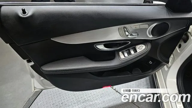 Mercedes-Benz C-Class 2018 — фото 14