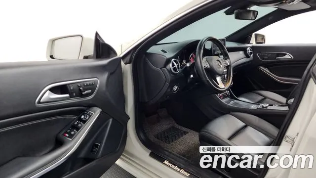 Mercedes-Benz CLA-Class 2016 — фото 10