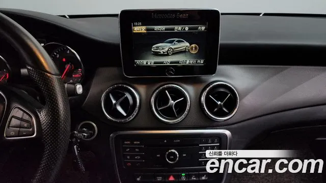 Mercedes-Benz CLA-Class 2016 — фото 13