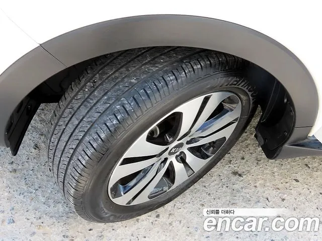 Kia Sportage 2013 — фото 20