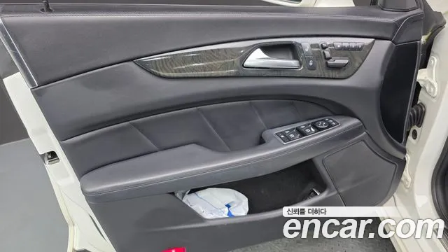 Mercedes-Benz CLS-Class 2014 — фото 13