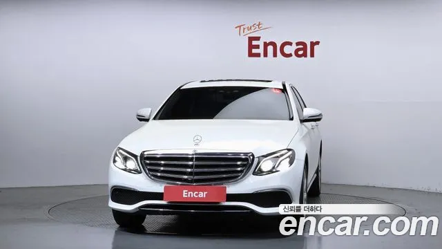 Mercedes-Benz E-Class 2018 — фото 2