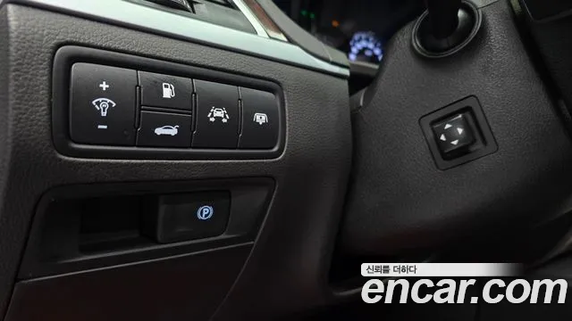 Hyundai Genesis 2016 — фото 15