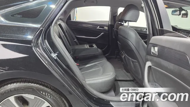 Hyundai Sonata 2018 — фото 12