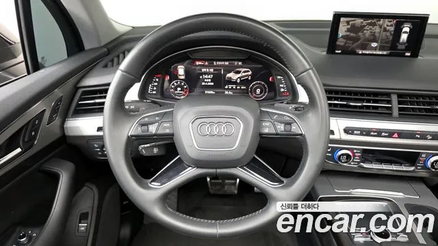 Audi Q7 2019 — фото 14