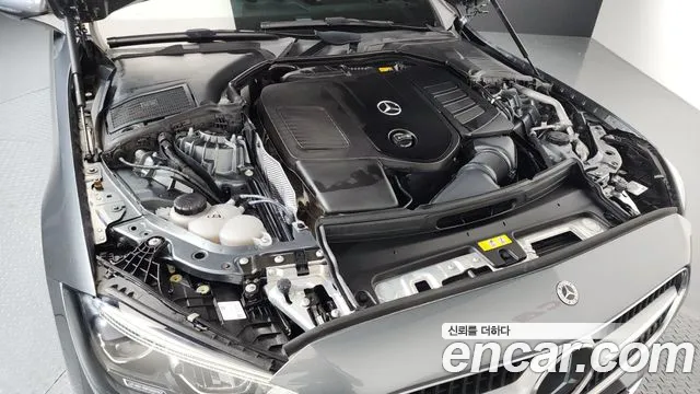 Mercedes-Benz C-Class 2022 — фото 5