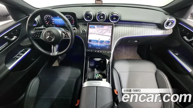 Mercedes-Benz C-Class 2022 — фото 9